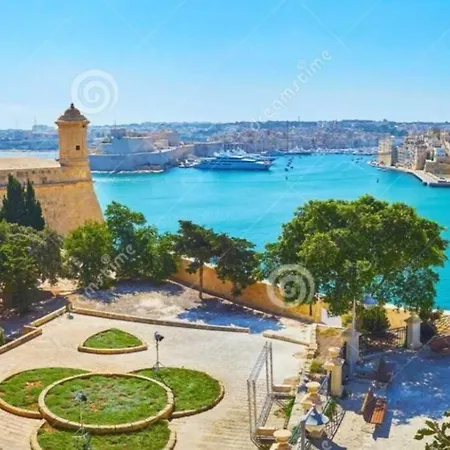 11 Studio Flat - Furjana Floriana